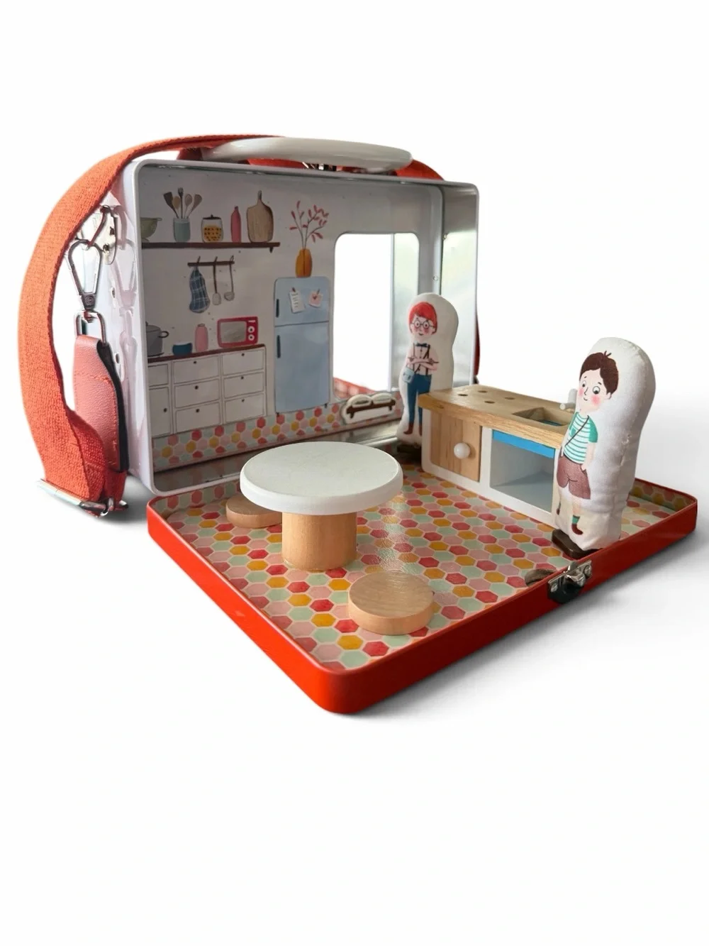 Play Maysie Magnetic Portable Doll House with Magnetic Dolls